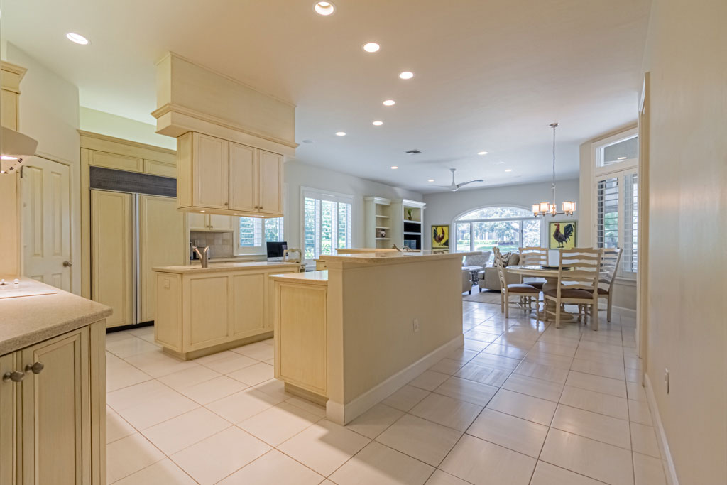 6974 Greentree Dr naples fl