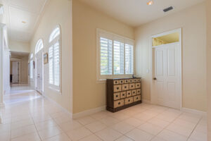 6974 Greentree Dr naples fl