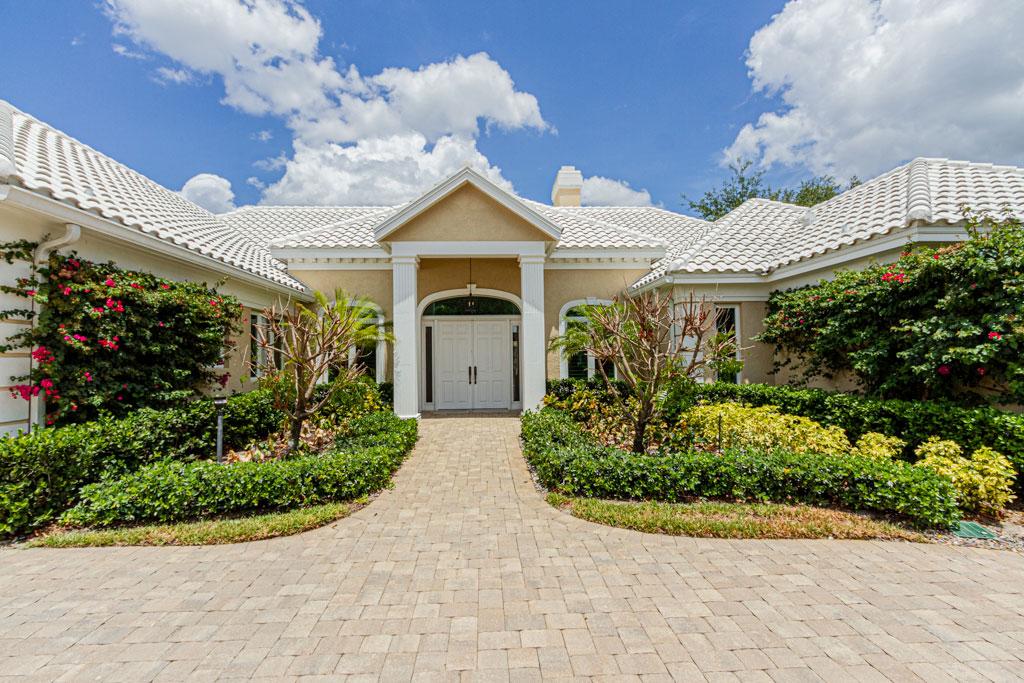 6974 Greentree Dr naples fl