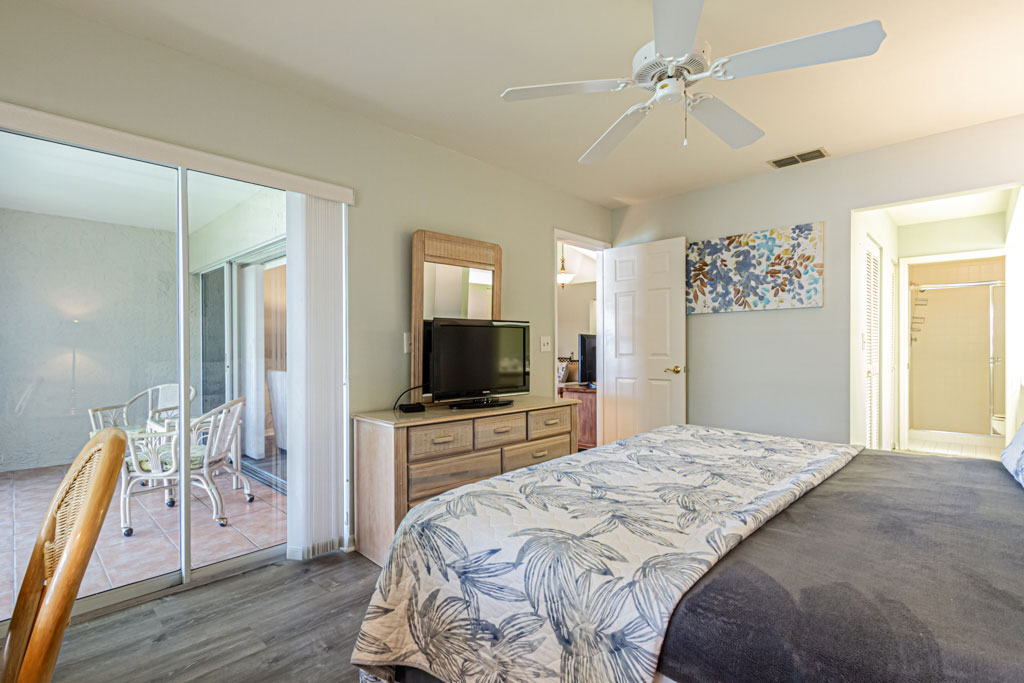 822 Gulf Pavillion #202 34108