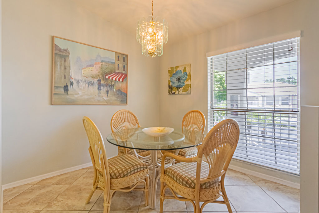 822 Gulf Pavillion #202 34108