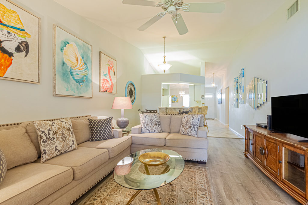 822 gulf pavilion #202 naples fl