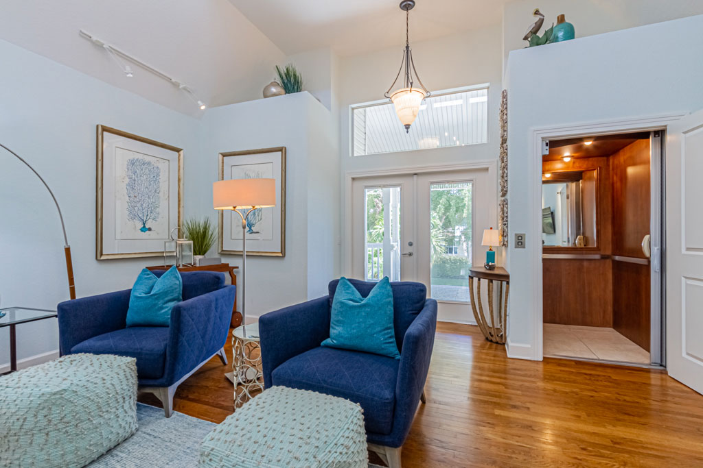 877 7th st s naples fl