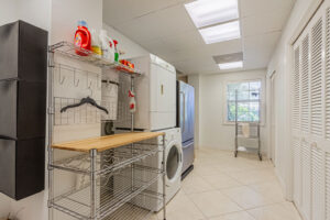 877 7th st s naples fl