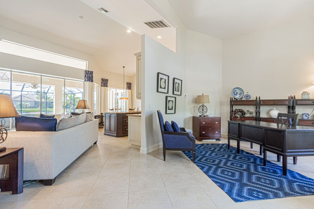 8949 lely island circle naples fl