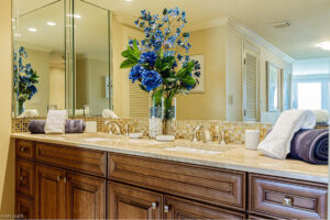 4031 Gulf Shore Blvd Naples FL