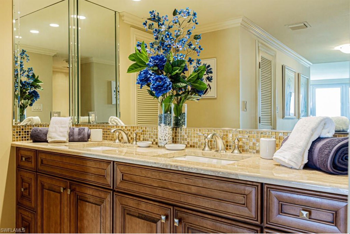 4031 Gulf Shore Blvd Naples FL