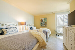 4031 Gulf Shore Blvd Naples FL