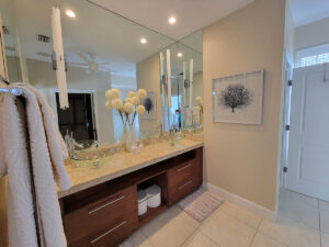 877-7th-Master-Bathroom