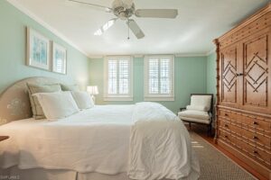 187-Broad-Ave-Naples-FL-34102-18