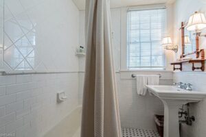 187-Broad-Ave-Naples-FL-34102-27