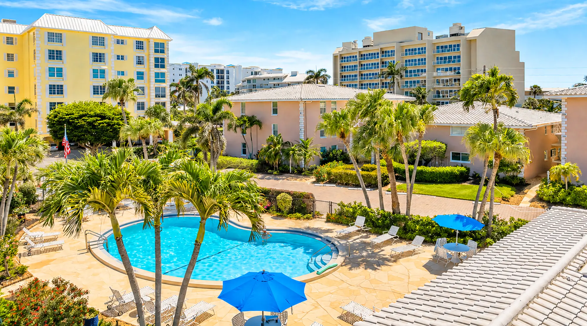 Naples beachfront condo rental Gulf Shore Blvd